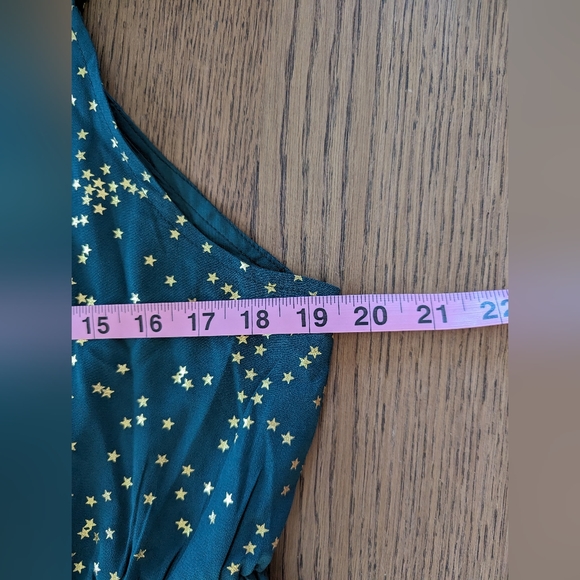 Emerald green with gold foil stars midi sleeveless dress - Picture 10 of 13